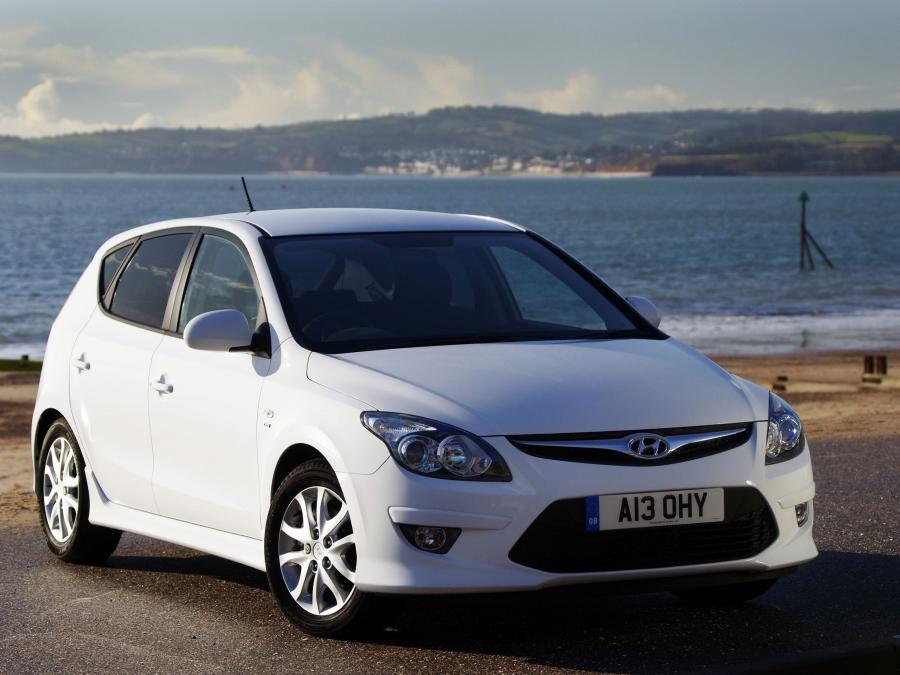  Hyundai i30 2007 года  (UK) (фото 14 из 32)